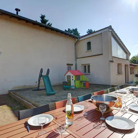 Familial Avec Et Jeux Exterieurs - 5 Chambres, 230m², Village Typique, Animaux Acceptes - Fr-1-496-289