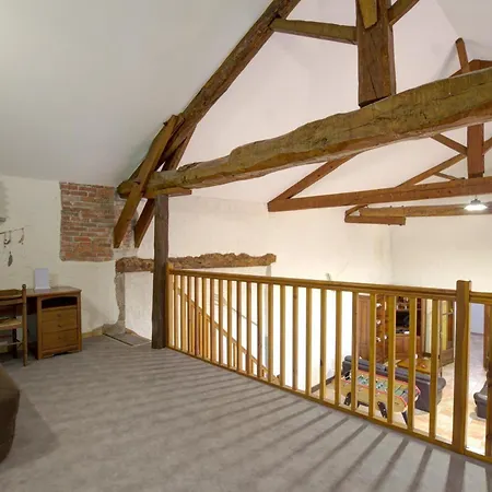 Familial Avec Et Jeux Exterieurs - 5 Chambres, 230m², Village Typique, Animaux Acceptes - Fr-1-496-289 Holiday home *